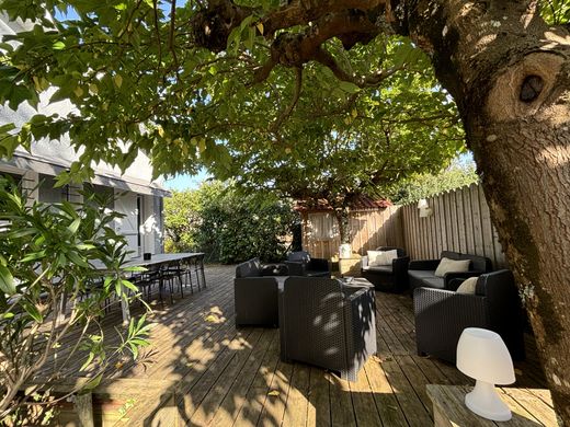 Casa de luxo - Andernos-les-Bains, Gironda