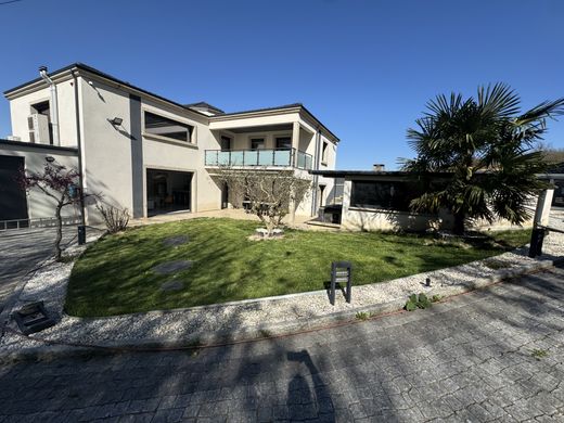 Casa de luxo - Anneyron, Drôme