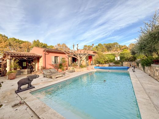 Luksusowy dom w Lorgues, Var