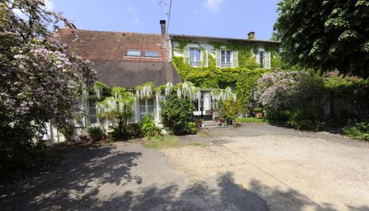 Luxury home in Gif-sur-Yvette, Essonne