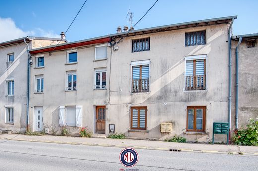 豪宅  Courcelles-Chaussy, Moselle