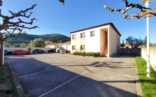 Office in Cuers, Var