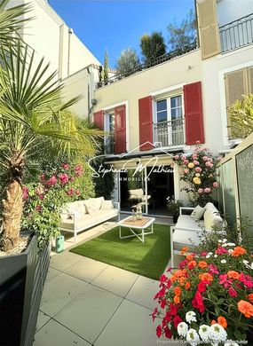 Duplex a Rueil-Malmaison, Hauts-de-Seine