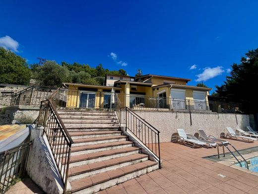Casa de lujo en Sospel, Alpes Marítimos
