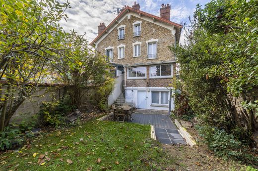 Luxe woning in Melun, Seine-et-Marne