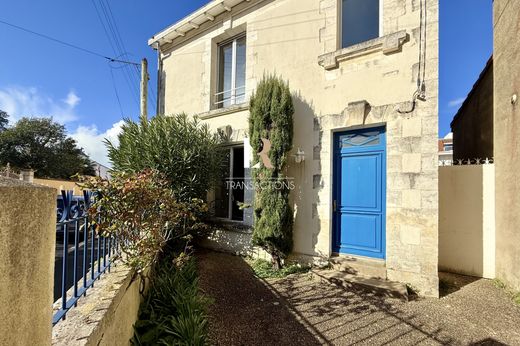 Casa di lusso a La Rochelle, Charente-Maritime