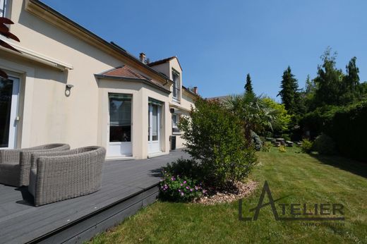 Luxe woning in Mareil-Marly, Yvelines