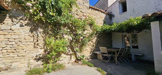 Luxe woning in Ars-en-Ré, Charente-Maritime