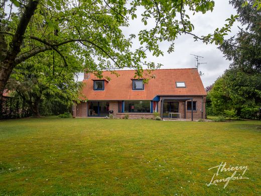 Luxury home in Hem, North