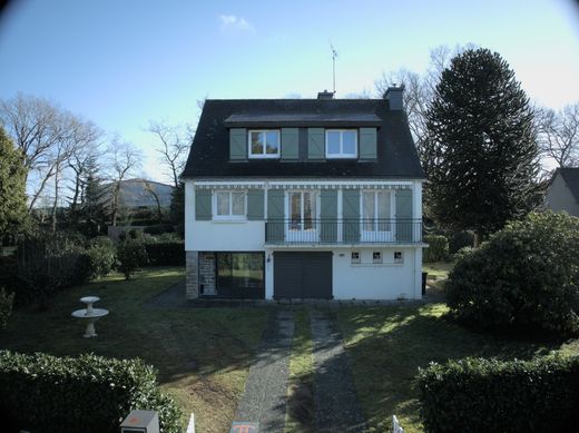 Casa di lusso a Theix, Morbihan