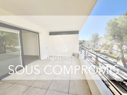 Apartment in Saint-Aygulf, Var