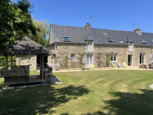 Luxury home in Saint-Cast-le-Guildo, Côtes-d'Armor