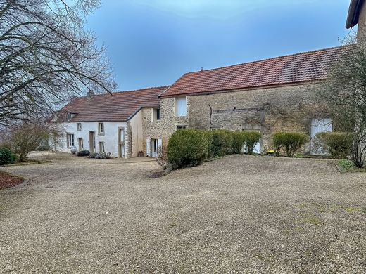 Quemigny-Poisot, Cote d'Orの高級住宅