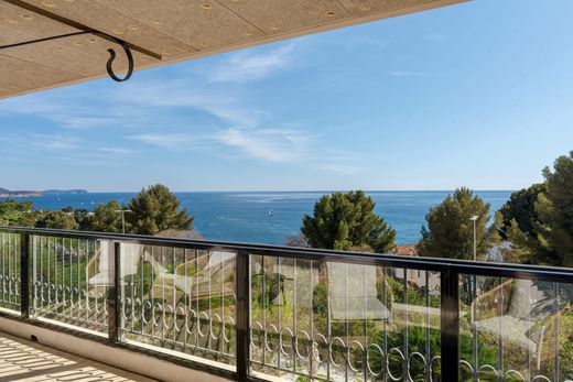 Piso / Apartamento en Tolón, Var