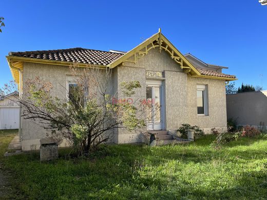 Luxus-Haus in Gujan-Mestras, Gironde