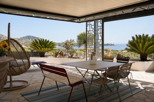 Luxury home in Saint-Raphaël, Var
