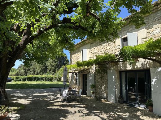 Plan-d'Orgon, Bouches-du-Rhôneのヴィラ