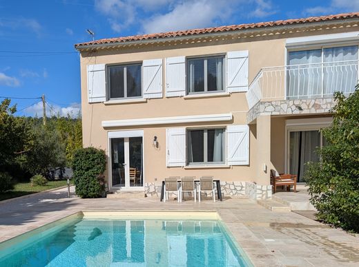 Luxe woning in Ollioules, Var