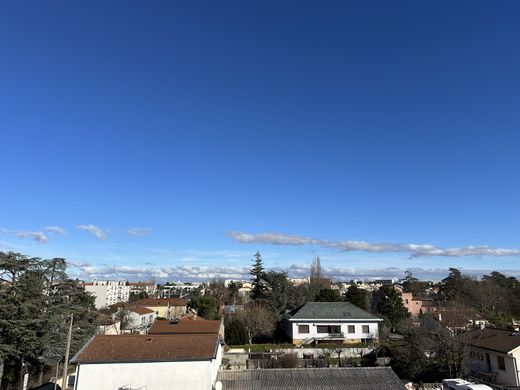 Dublex Sainte-Foy-lès-Lyon, Rhône