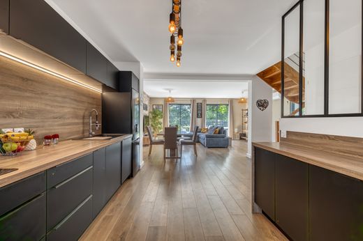 Luxe woning in Bassens, Savoy