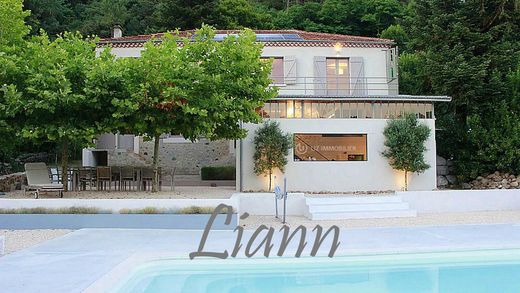 Luxe woning in Vals-les-Bains, Ardèche