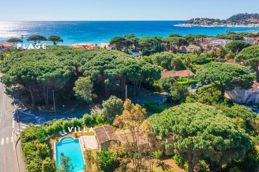 Βίλα σε Cavalaire-sur-Mer, Var