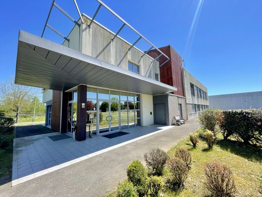 Luxury home in Vic-en-Bigorre, Hautes-Pyrénées