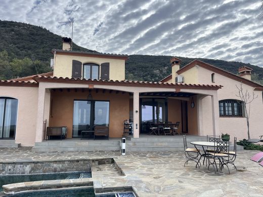 Luxe woning in Ceret, Pyrénées-Orientales