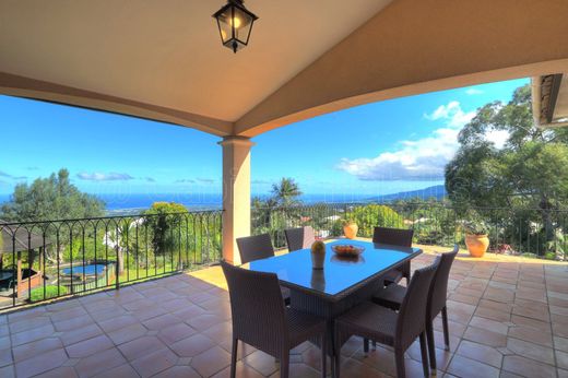 Luxe woning in Le Tampon, Réunion