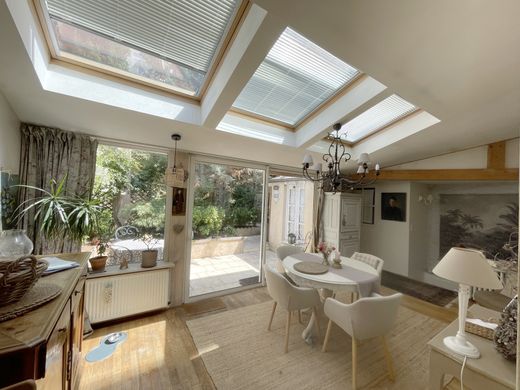 豪宅  勒芒, Sarthe