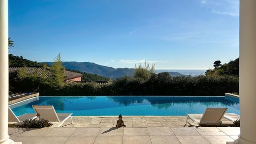 Willa w Falicon, Alpes-Maritimes