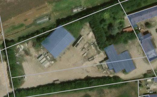 Grundstück in Monéteau, Yonne