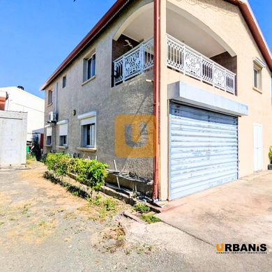 Luxury home in Le Port, Réunion