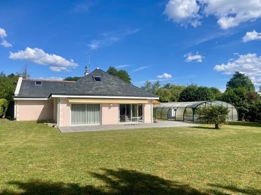 Luxury home in Fondettes, Indre and Loire