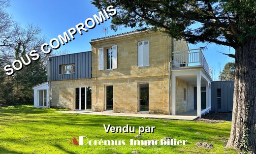 Luxury home in Latresne, Gironde