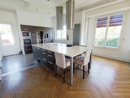 Maison de luxe à Le Passage, Lot-et-Garonne