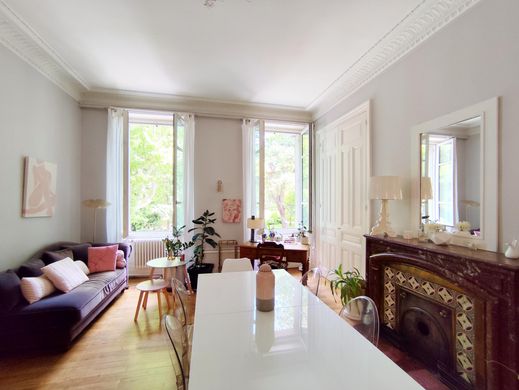 Apartment in Vienne, Isère