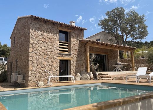 Вилла, Zonza, South Corsica