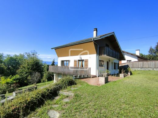 Maison de luxe à Marin, Haute-Savoie