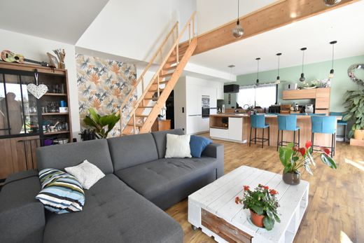 Luxe woning in Ambon, Morbihan