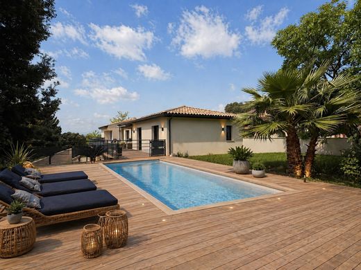 Luxury home in Bollène, Vaucluse
