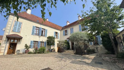Luxury home in Nuits-Saint-Georges, Cote d'Or