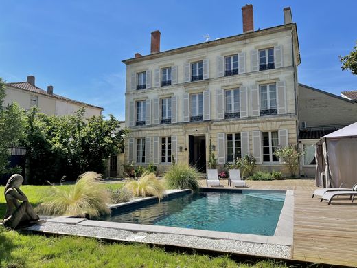 Luxe woning in Marmande, Lot-et-Garonne