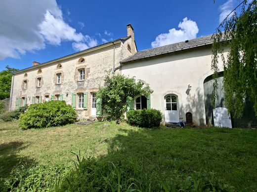 Luxus-Haus in Mansigné, Sarthe