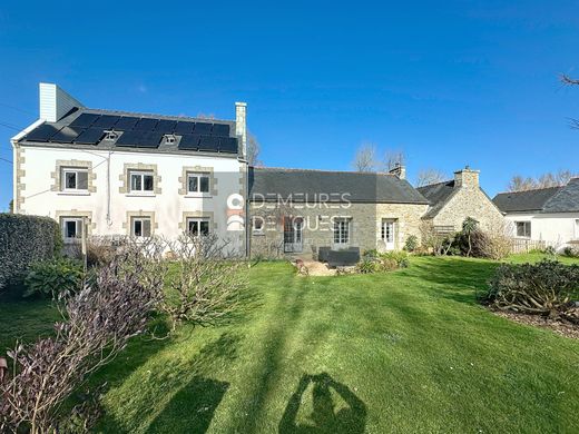 Casa di lusso a Kerlouan, Finistère