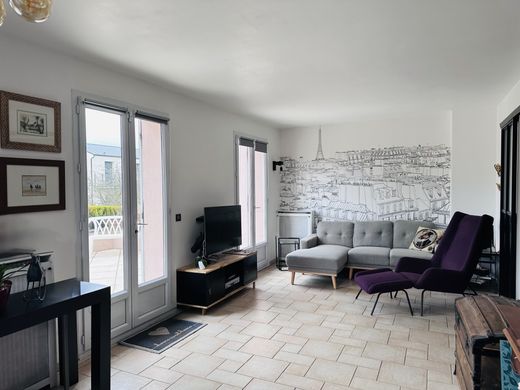 Luxus-Haus in Verneuil-sur-Seine, Yvelines