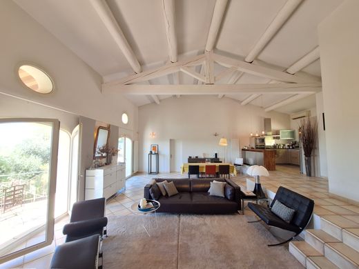 Villa in Bellegarde, Gard