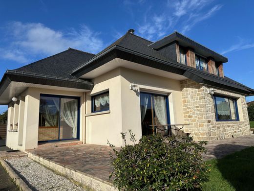 Luxus-Haus in Matignon, Côtes-d'Armor