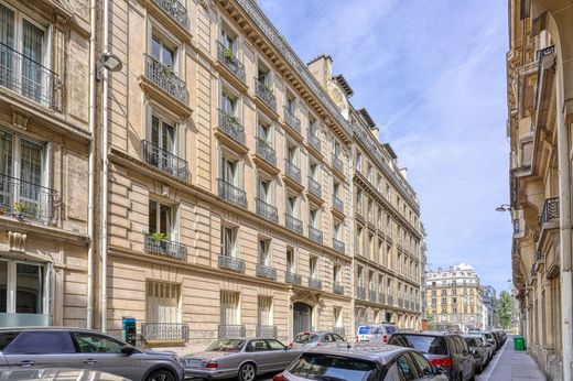 Apartament w Monceau, Courcelles, Ternes, Paris