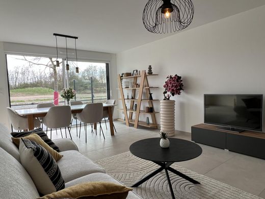 Luxe woning in Talange, Moselle